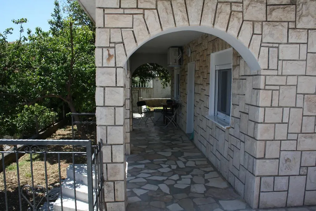 Apartments Suker Trogir